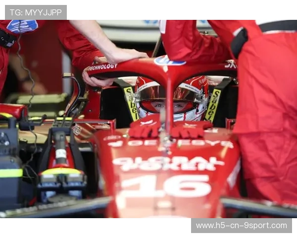 F1诺里斯夺冠，全球赛车迷见证新王诞生